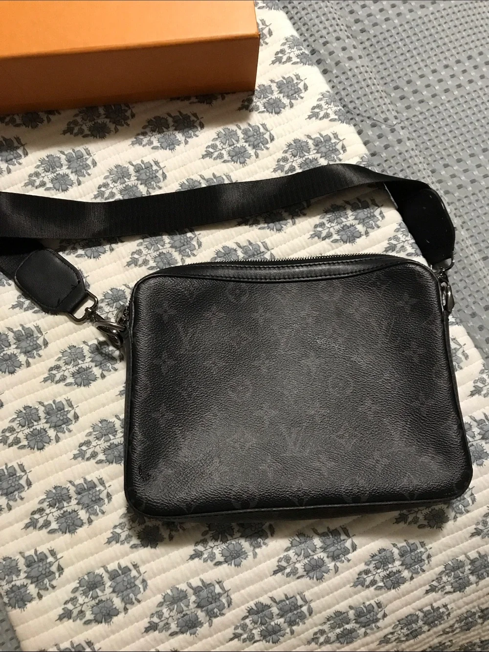 Unisex Louis Vuitton Black Monogram Eclipse Messenger Bag